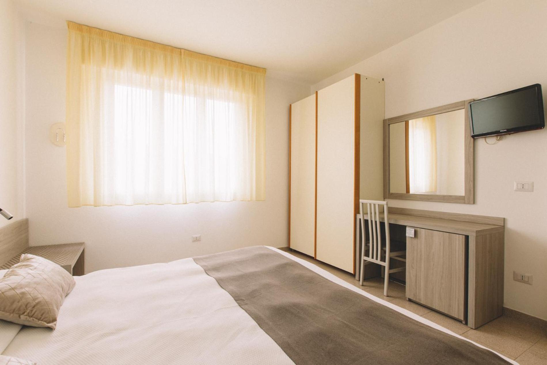 Hotel Residence La Palma Finale Ligure Exterior photo