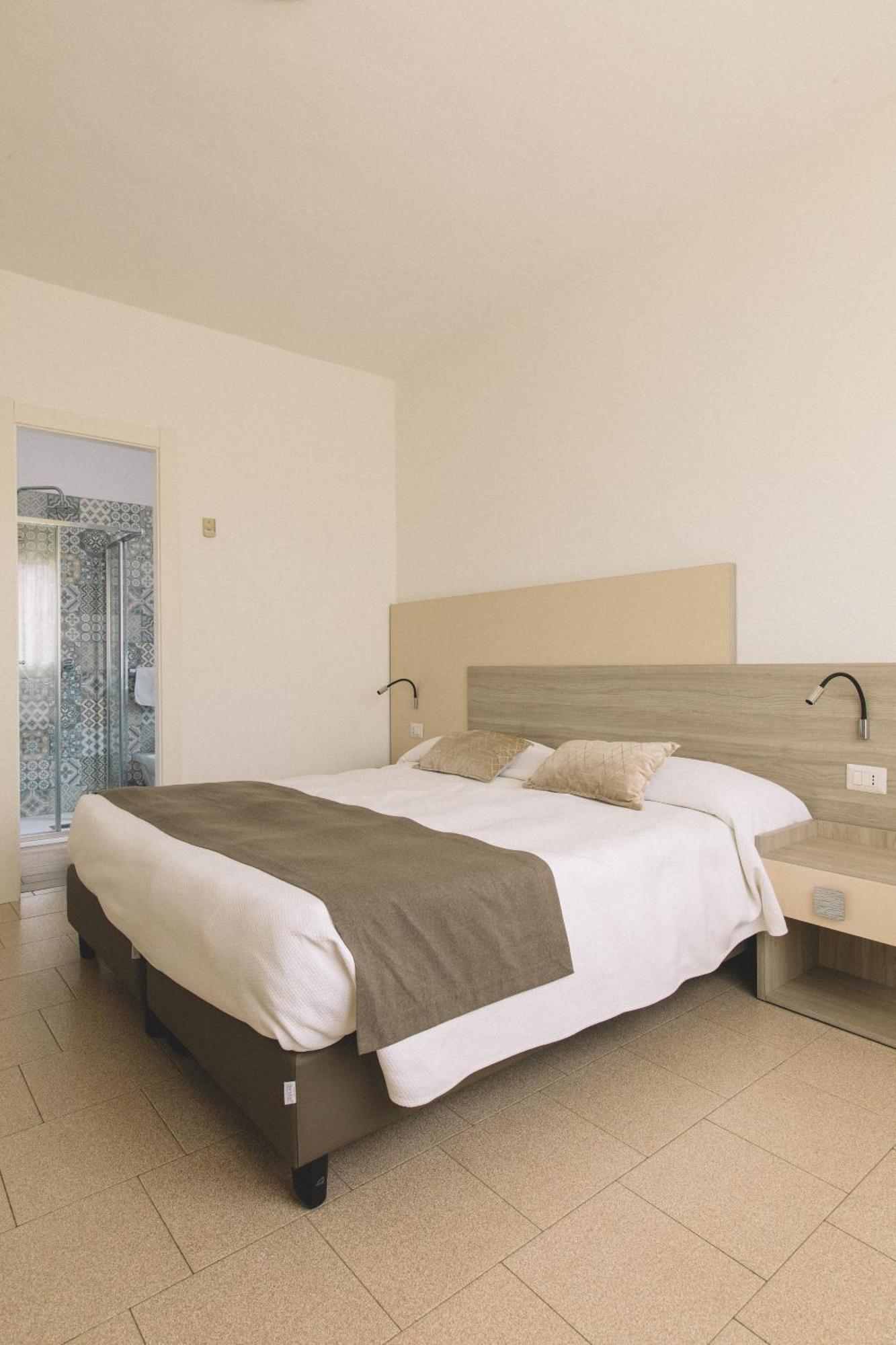 Hotel Residence La Palma Finale Ligure Exterior photo