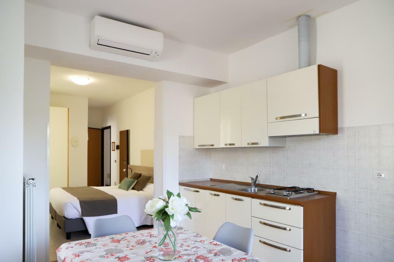 Hotel Residence La Palma Finale Ligure Exterior photo